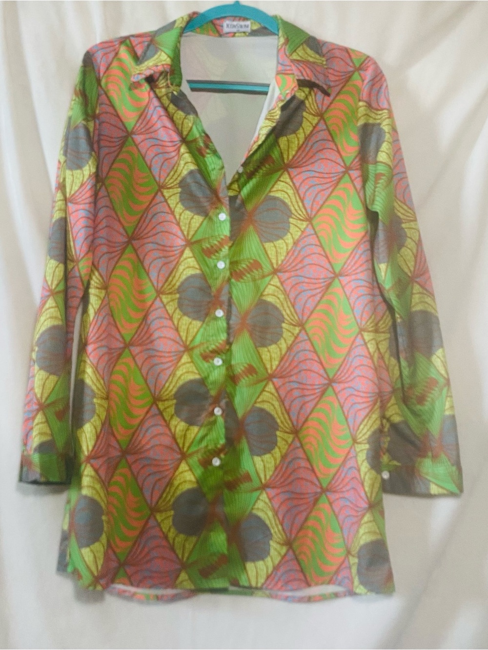 Vibrant Geometric Print Women’s Swim Coverup - Green & Pink